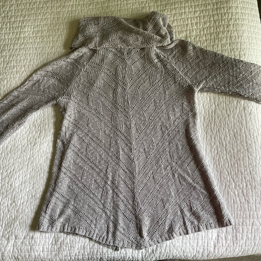 Sweater - Picture 2 of 2